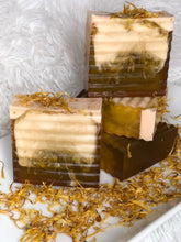 Load image into Gallery viewer, Moringa Clove Yoni Bar
